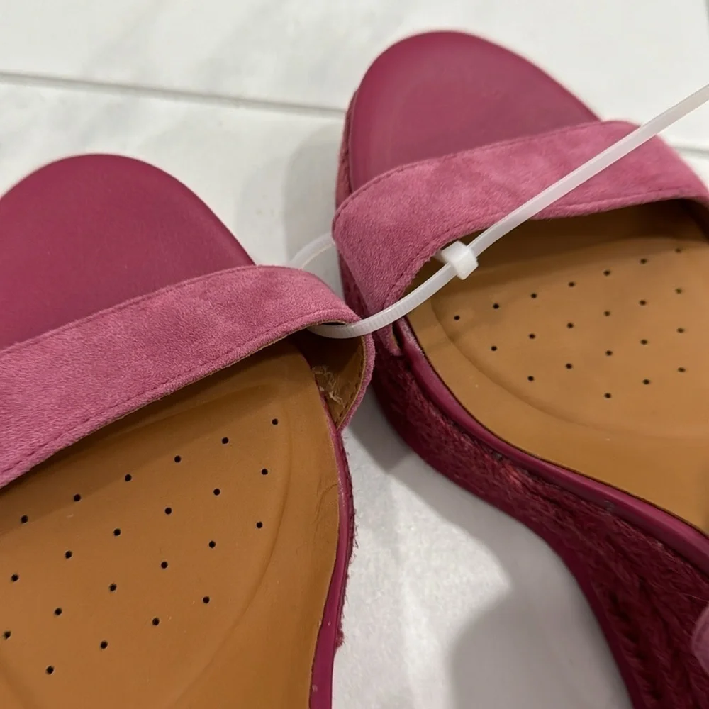 NEW! GEOX Cyclamen Ponza Wedge Sandal - Size 41